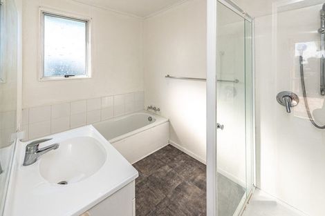 Photo of property in 51 Lee Street, Castlecliff, Whanganui, 4501