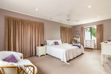 Photo of property in 57 Hawkesbury Avenue, St Albans, Christchurch, 8014