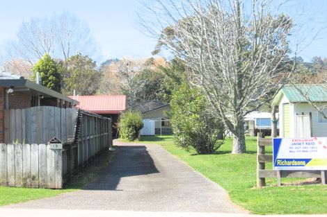 Photo of property in 19 Cook Drive, Whitianga, 3510