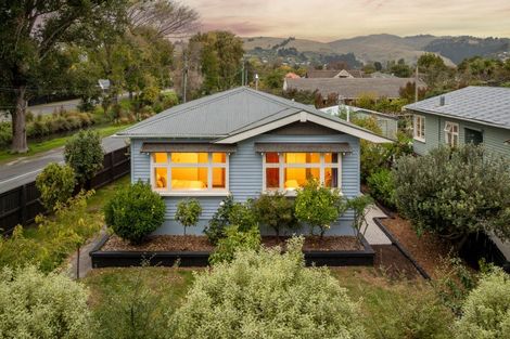 Photo of property in 134 Saint Martins Road, Saint Martins, Christchurch, 8022