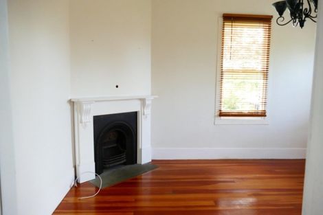 Photo of property in 44 Lynwood Road, New Lynn, Auckland, 0600