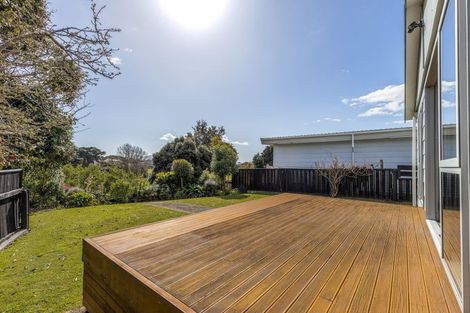 Photo of property in 3 Miro Road, Raumati South, Paraparaumu, 5032