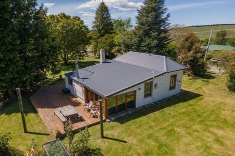 Photo of property in 1512 Livingstone-duntroon Road, Livingstone, Oamaru, 9491