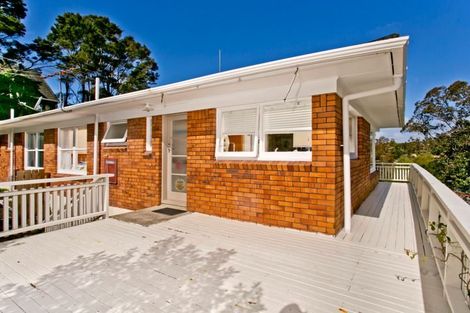 Photo of property in 1/55 Ayton Drive, Totara Vale, Auckland, 0629