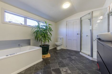Photo of property in 44 Tennyson Street, Dannevirke, 4930