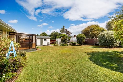 Photo of property in 28 Kennedy Avenue, Feilding, 4702