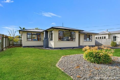 Photo of property in 17 Neptune Street, Dannevirke, 4930