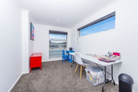 Photo of property in 2 Oioi Road, Hobsonville, Auckland, 0616