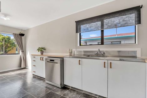 Photo of property in 14b Titoki Place, Edgecumbe, 3120