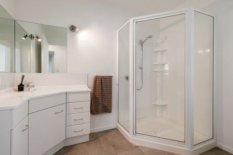 Photo of property in 56 Saint James Drive, Huntington, Hamilton, 3210