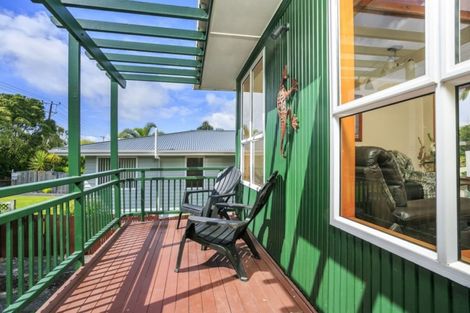 Photo of property in 66 Lake Road, Northcote, Auckland, 0627