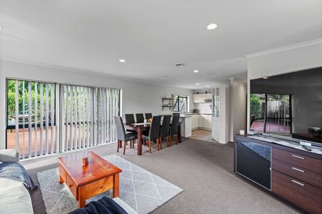 Photo of property in 11 O'sullivan Place, Waiuku, 2123