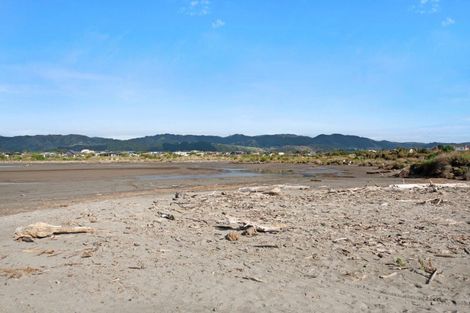 Photo of property in 254 Manly Street, Paraparaumu Beach, Paraparaumu, 5032