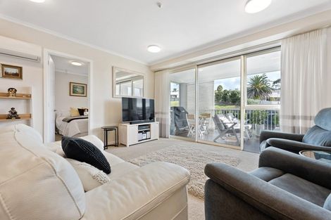 Photo of property in 192 Landmark Terrace, Orewa, 0931