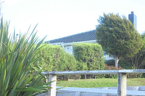 Photo of property in 20 Saint Albans Avenue, Karori, Wellington, 6012