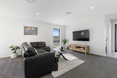 Photo of property in 27 Lockerbie Street, Morrinsville, 3300