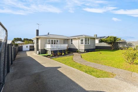 Photo of property in 13 Parker Crescent, Otara, Auckland, 2023