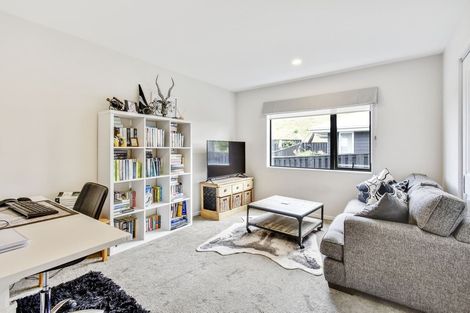 Photo of property in 24 Knoll Rise, Pukekohe, 2120