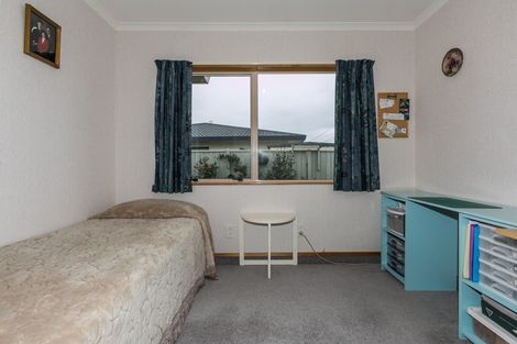 Photo of property in 18b Knightsbridge Place, Taradale, Napier, 4112
