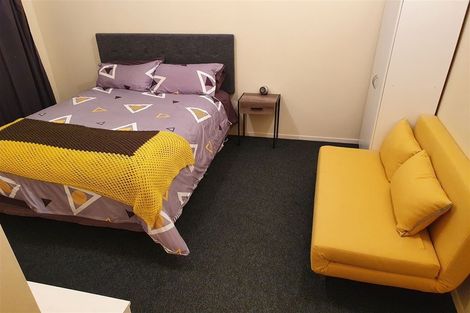 Photo of property in 2/49 Strid Road, Te Atatu South, Auckland, 0610