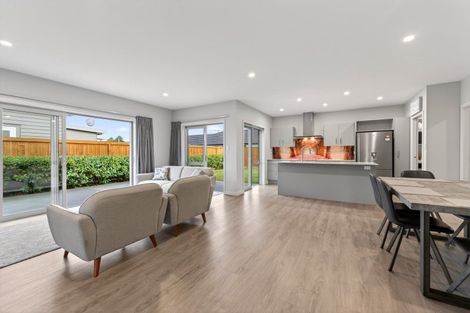 Photo of property in 3 Magnolia Lane, Kelvin Grove, Palmerston North, 4414