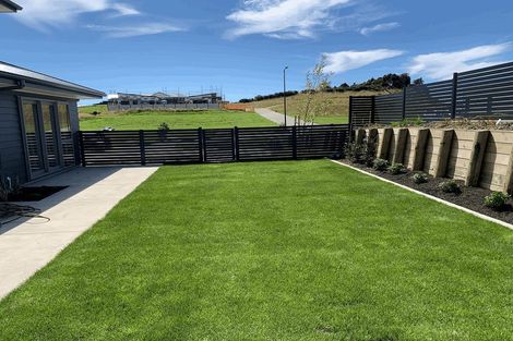 Photo of property in 4 Edenmore Terrace, Fitzherbert, Palmerston North, 4410