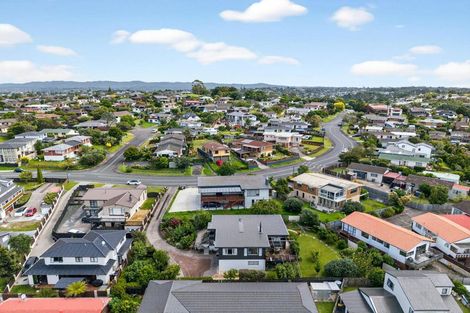 Photo of property in 22 Widmore Drive, Massey, Auckland, 0614