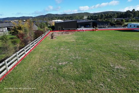 Photo of property in 4 Lancewood Way, Kinloch, Taupo, 3377