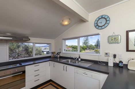 Photo of property in 241 Manly Street, Paraparaumu Beach, Paraparaumu, 5032