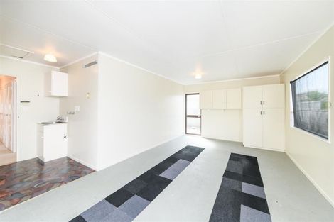 Photo of property in 1 Mcilwaine Place, Marton, 4710