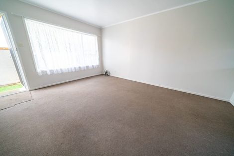 Photo of property in 2/41 Miro Street, New Lynn, Auckland, 0600