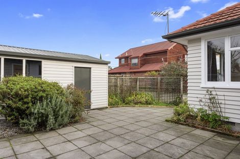 Photo of property in 17 Worthy Street, Ilam, Christchurch, 8041