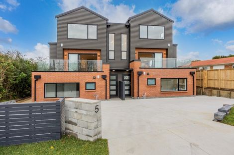 Photo of property in 2/5 Marsh Avenue, Forrest Hill, Auckland, 0620