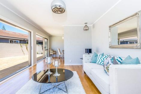 Photo of property in 109 Stredwick Drive, Torbay, Auckland, 0630