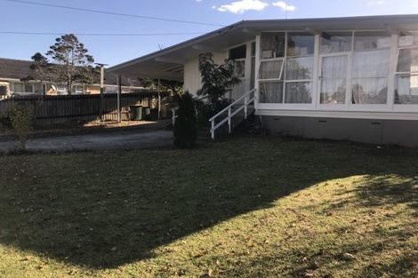Photo of property in 33 Mcburney Place, Mangere East, Auckland, 2024