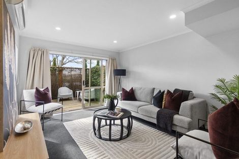 Photo of property in 2/52 Cook Street, Hamilton East, Hamilton, 3216