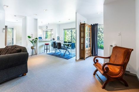 Photo of property in 17u2 Blackbridge Road, Wadestown, Wellington, 6012