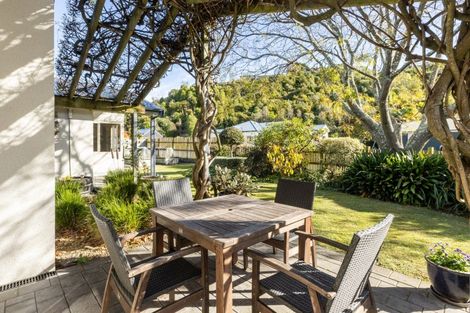 Photo of property in 30 Pukekura Place, Taradale, Napier, 4112