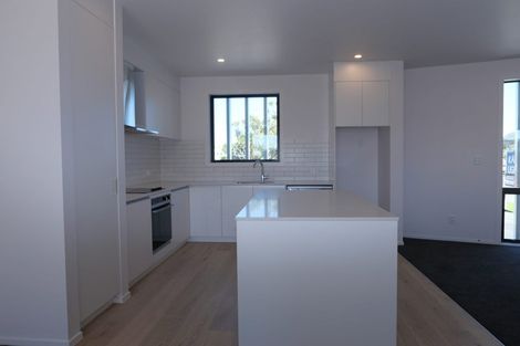 Photo of property in 43 Kamahi Place, Paraparaumu, 5032