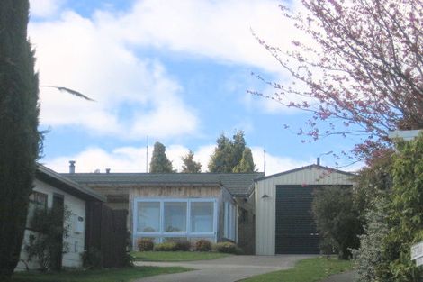 Photo of property in 2/12 Regents Grove, Richmond Heights, Taupo, 3330