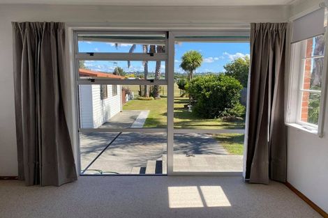 Photo of property in 138 Nuffield Avenue, Marewa, Napier, 4110