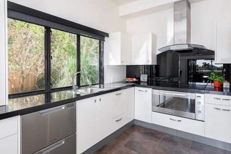 Photo of property in 43 Castleton Drive, Howick, Auckland, 2014