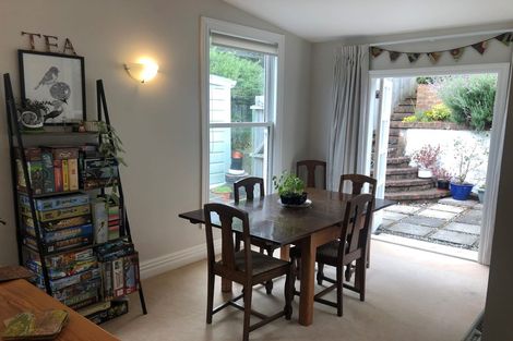 Photo of property in 9 Royal Street, Berhampore, Wellington, 6023