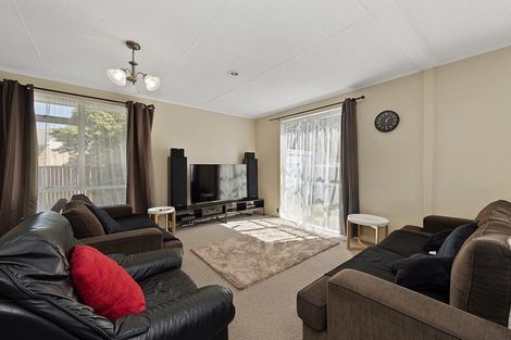 Photo of property in 1/32 Sapphire Place, Chartwell, Hamilton, 3210