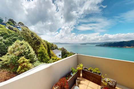 Photo of property in 79u2 Grafton Road, Roseneath, Wellington, 6011