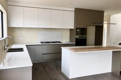 Photo of property in 17 Toanui Road, Hobsonville, Auckland, 0616