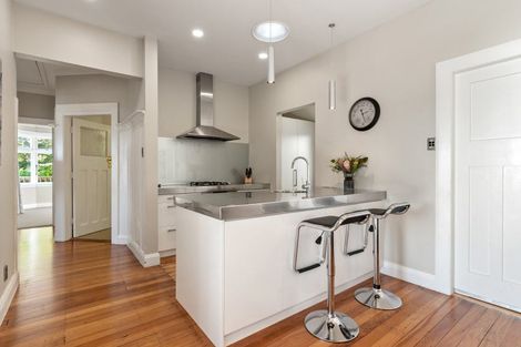 Photo of property in 111 Muritai Road, Eastbourne, Lower Hutt, 5013