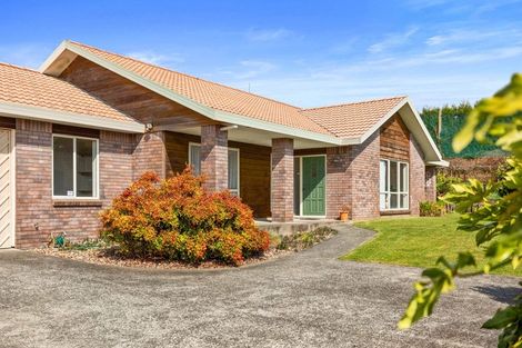 Photo of property in 92 Russley Drive, Mount Maunganui, 3116