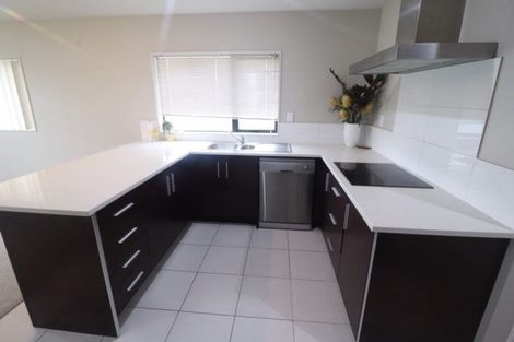 Photo of property in 12 Riverglade Parkway, Te Atatu South, Auckland, 0610