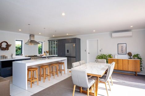 Photo of property in 443 Gloucester Street, Taradale, Napier, 4112